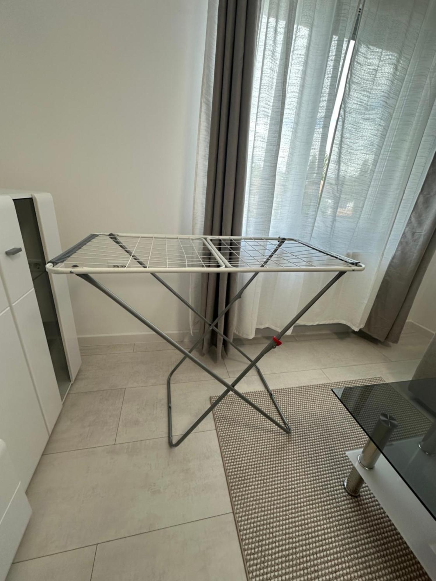 Appartamento Apartament Ultra Central 3 Hunedoara Esterno foto