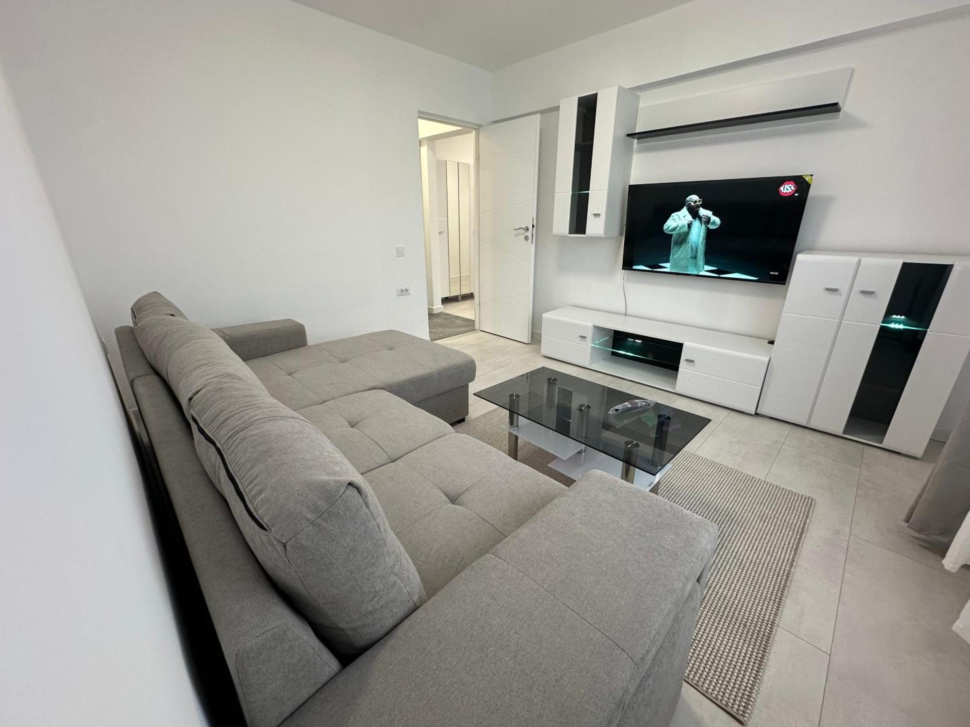 Appartamento Apartament Ultra Central 3 Hunedoara Esterno foto